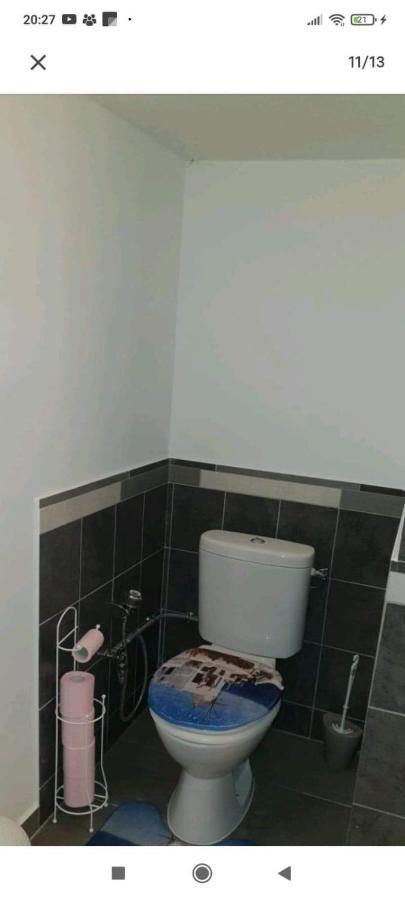 Happy Bed & Breakfast Cholet Bagian luar foto